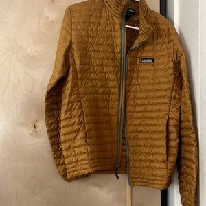 Patagonia nano puff jacket